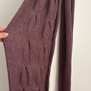 Recycled, cashmere scarf with pockets